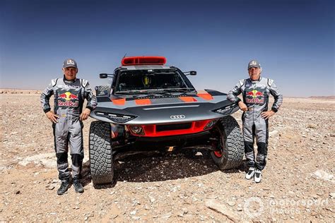 Sainz: Audi has built “brave” new car for 2023 Dakar Rally