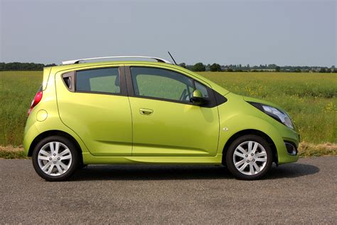 Chevrolet Spark Hatchback (2010 - 2015) Buying and Selling | Parkers