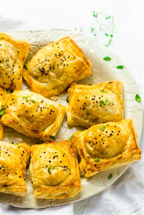 Cheese & Onion Rolls - Happy Veggie Kitchen