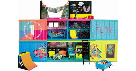 LOL Surprise Clubhouse Playset with 40+ Surprises & 2 Exclusives Dolls ...