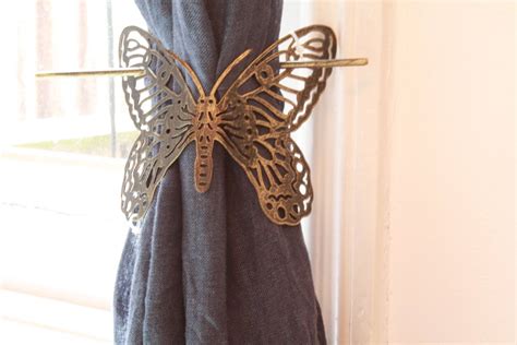 West5Products 1x Brushed Silver & Black Butterfly Design Metal Window ...