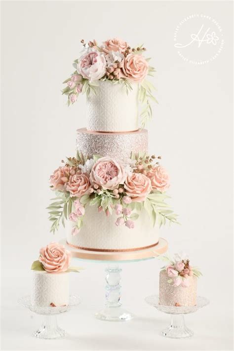 Sugar Flowers or Fresh Flowers for your Wedding Cake ...