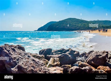 Yarada Beach, Visakhapatnam, India 10 December 2018 - People relaxing ...