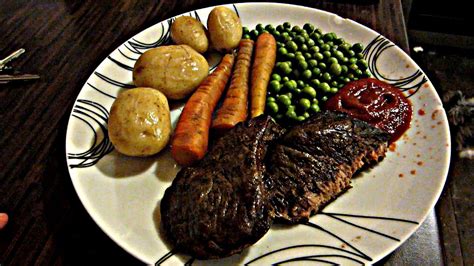 FANCY STEAK DINNER! - YouTube