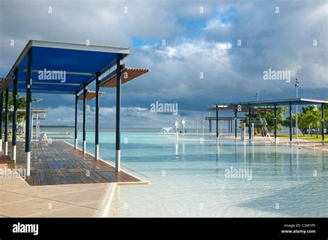 The Esplanade Lagoon. Cairns, Queensland, AUSTRALIA Stock Photo - Alamy