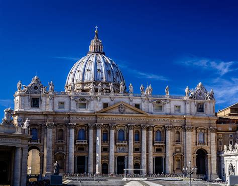 St. Peter's Basilica | Rome Attractions | Big Bus Tours