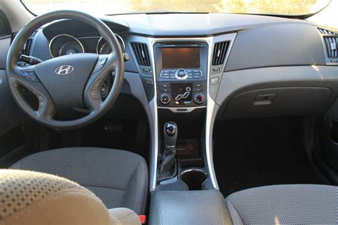 2011 Hyundai Sonata - Interior Pictures - CarGurus