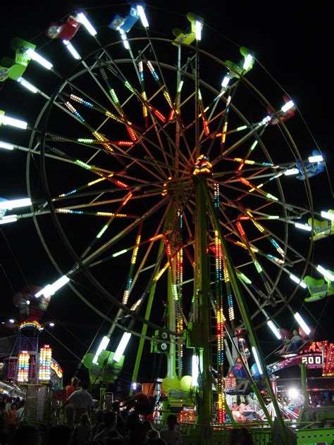 Free Ferris Wheel at night Stock Photo - FreeImages.com