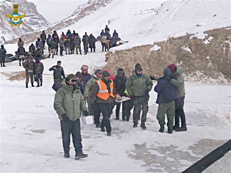 MoD | IAF rescues 107+ Individuals from Frozen Zanskar River in Ladakh | Indian Bureaucracy is ...