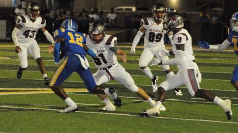 Destrehan lands knockout blow early, makes statement in win - St ...