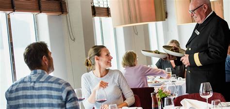 Hurtigruten Coastal Express Cruises 2025/26 | Cruise Deals | ROL Cruise