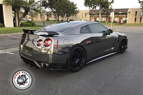 Nissan GTR Wrapped in Avery Black Chrome | Wrap Bullys