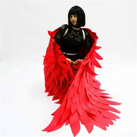 Cosplay Red Angel Wings Costume for Halloween, parties and festivals