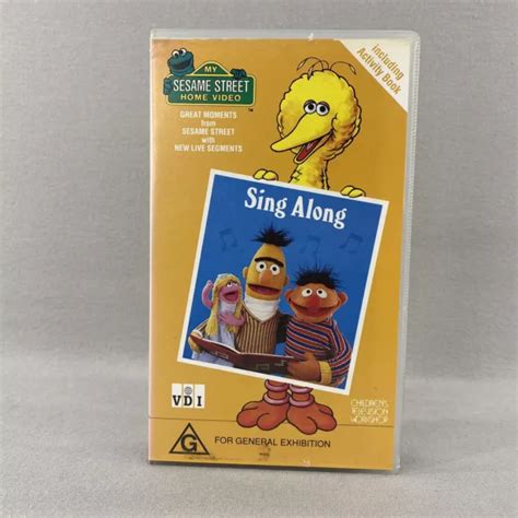 SESAME STREET SING Along VHS Video Tape Childrens TV Show Vintage £10. ...