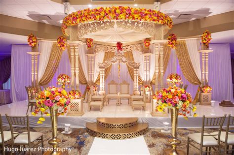 Heavenly Indian wedding Mandap decorations. | Photo 164175