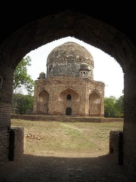 Tomb of Ali Mardan Khan - Lahore