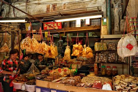 Chinatown / Yaowarat Road - Bangkok - ThailandMagazine.com