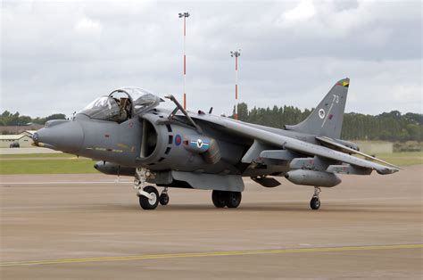 File:Harrier gr9 zg502 threequarter arp.jpg - Wikimedia Commons