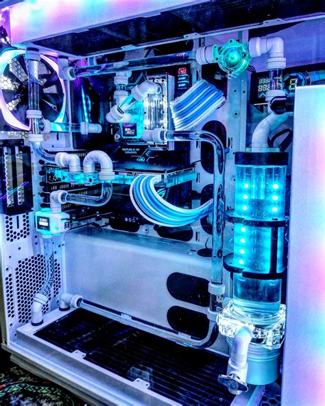Pin by TheTVTaster on PC Builds | Computer gaming room, Custom pc ...