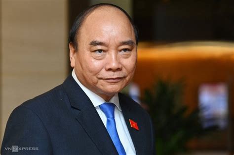 President Nguyen Xuan Phuc to step down : r/VietNam