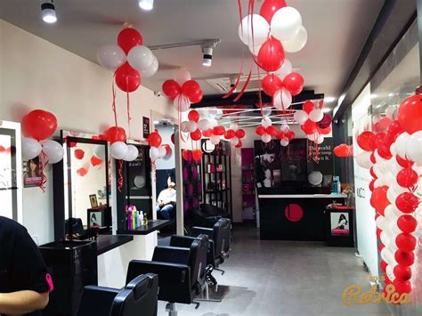 Article: Here’s How to Throw a Grand Opening Party for Your Salon