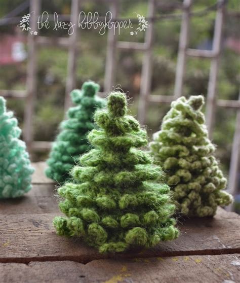 The Lazy Hobbyhopper: Crochet Christmas Tree - free pattern