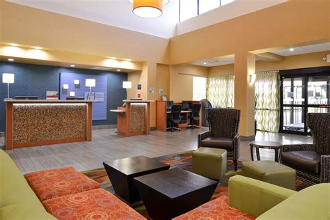 Discount Coupon for Holiday Inn Express Flagstaff in Flagstaff, Arizona - Save Money!