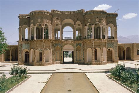 Iranian Architecture, Ancient Architecture, Persian Garden, Garden ...