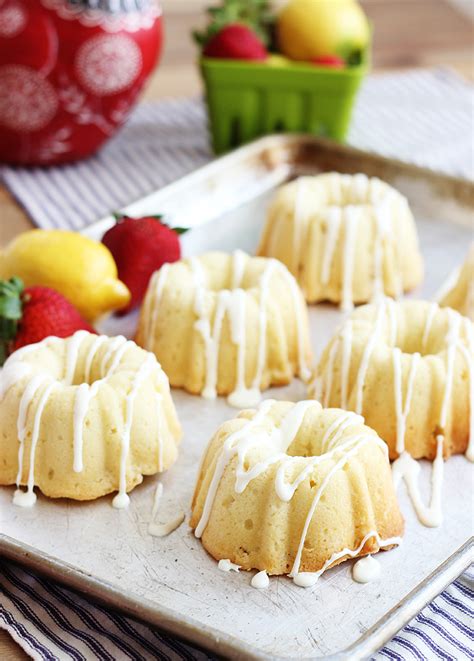 Lemon Sour Cream Mini Bundt Cakes - Positively Splendid {Crafts, Sewing ...