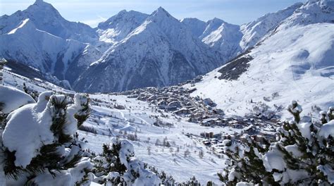 Les Deux Alpes Ski Resort in Auvergne-Rhône-Alpes | Expedia.ca