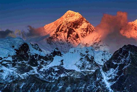 5 Interesting Facts and Stories about Mount Everest