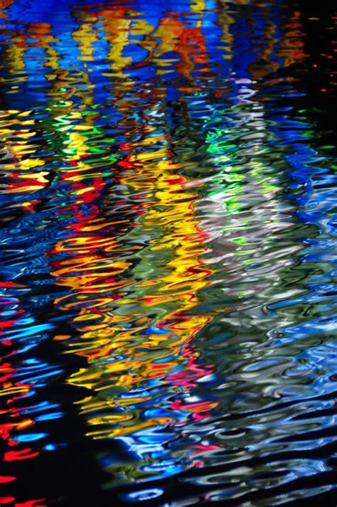 New images on imgfave | Water reflections, World of color, Cool pictures