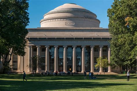 MIT graduate engineering, business, science programs ranked highly by U.S. News for 2019 | MIT ...