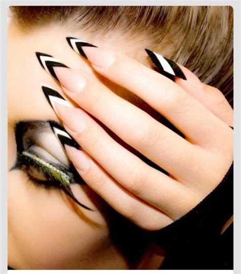 35 Stylish Stilettos Nail Art Designs To Flaunt With Style - Blurmark