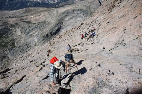 Longs Peak Hiking Guide | REI Co-op Adventure Center