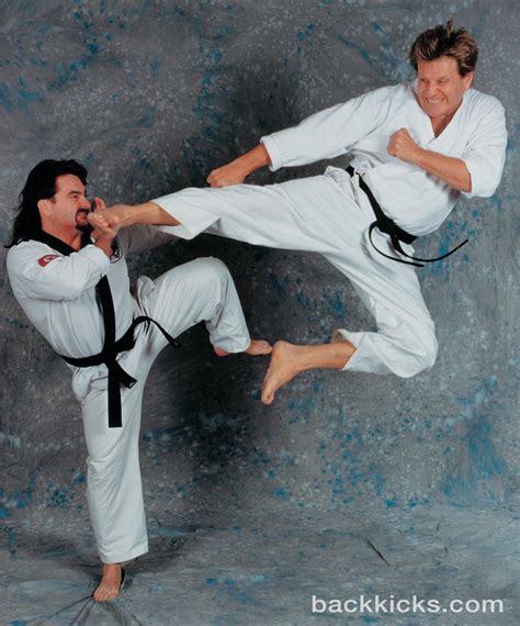 Joe Lewis: The Mark Of Great Kicking – Martial Arts Encyclopedia