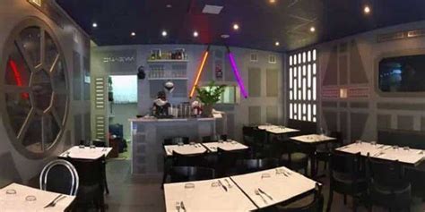 Themed Eats: "Star Wars"-inspired sci-fi themed café in Paris is strong with the Force - Inside ...