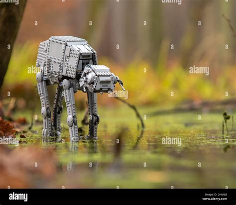 Atat walker star wars hi-res stock photography and images - Alamy