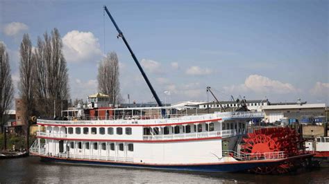 Viral Riverboat Brawl Leads to Several Arrests at Alabama Waterfront ...