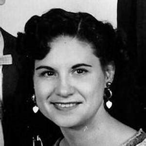 Kitty Wells - Trivia, Family, Bio | Famous Birthdays