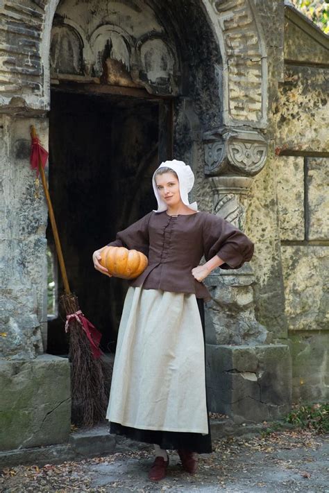 Seventeenth Century Linen Peasant Costume 1600s Witch - Etsy Canada in 2023 | 17th century ...