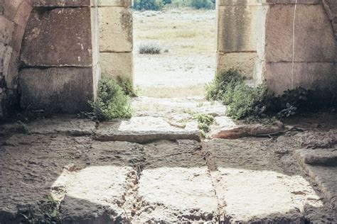 Feels Special : Roman Ruins, Tyre, Lebanon | The Voyageur