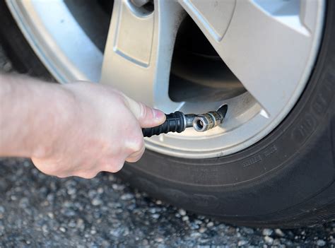 Car Tire Pressure: What's the right pressure? - Mechanic Base