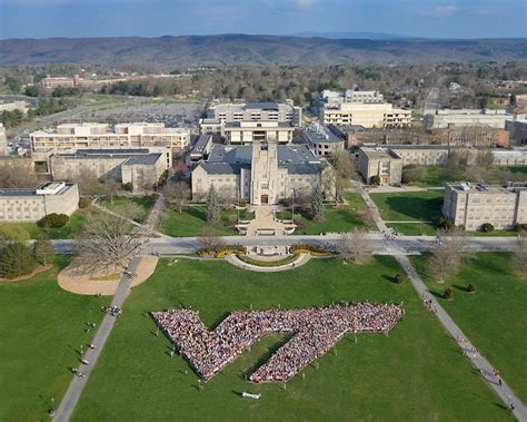 best pic of Burruss Hall and mountains ive seen | Virginia tech campus ...