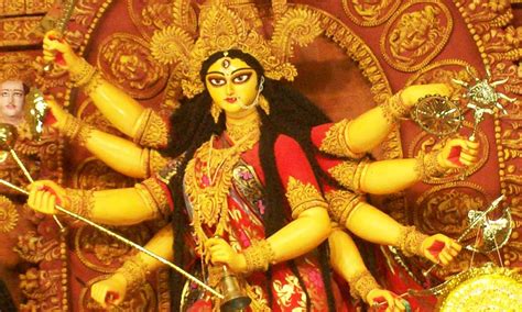 Durga Puja Festival - Importance of Street Food & Attire in Durga Puja