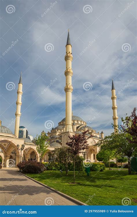 Akhmad Kadyrov Mosque stock image. Image of building - 297955989