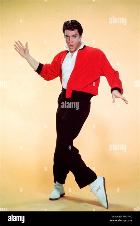 Elvis presley 1950s hi-res stock photography and images - Alamy