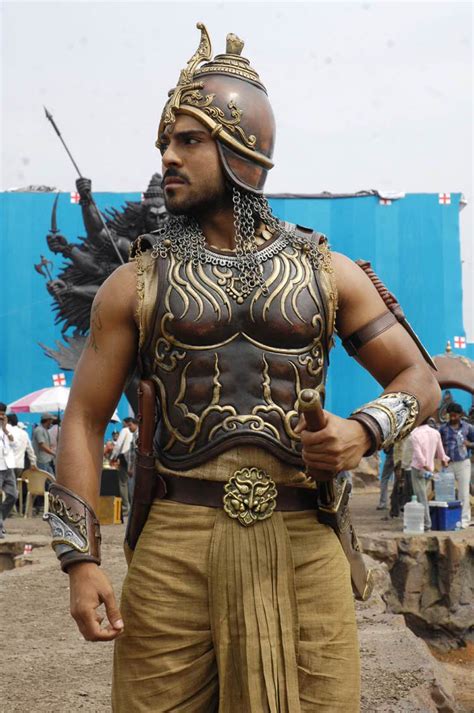 WELCOME TO TOLLYFANZ: magadheera movie stills