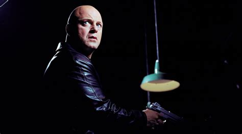 Michael Chiklis in The Shield (2002) | Cultjer