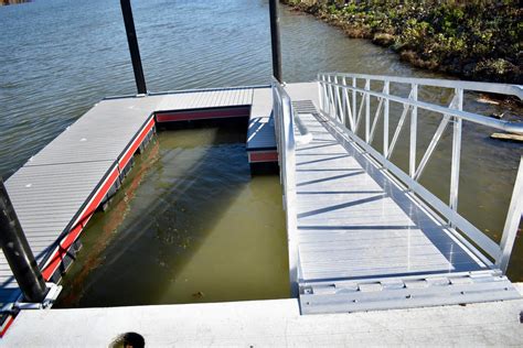 American Muscle Docks | Aluminum Dock Ramps